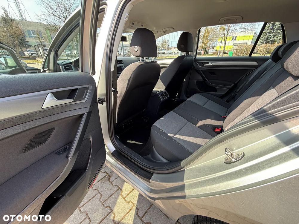 Volkswagen Golf 1.2 TSI BlueMotion Technology Trendline - 23