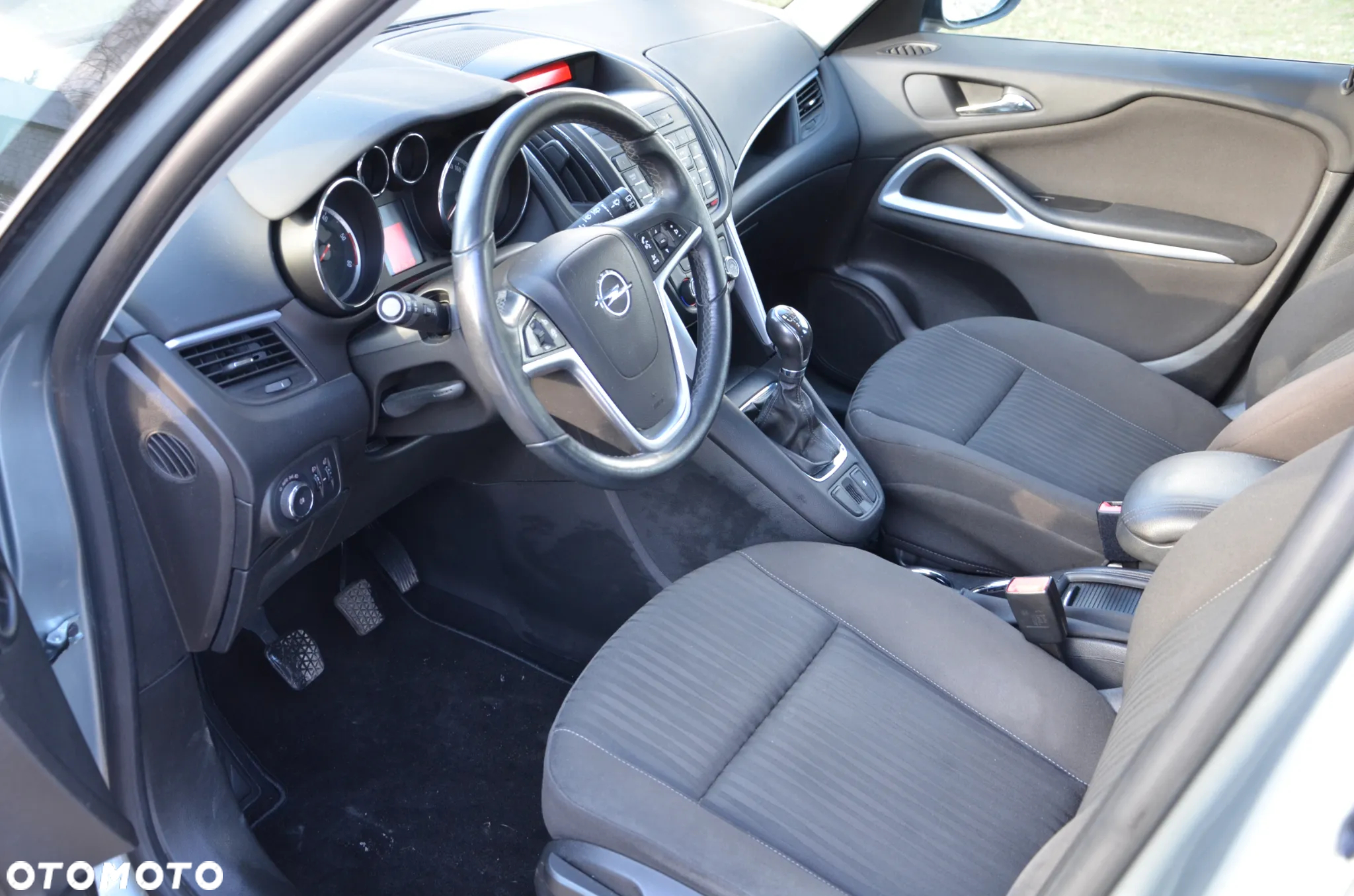 Opel Zafira 2.0 CDTI Cosmo - 8