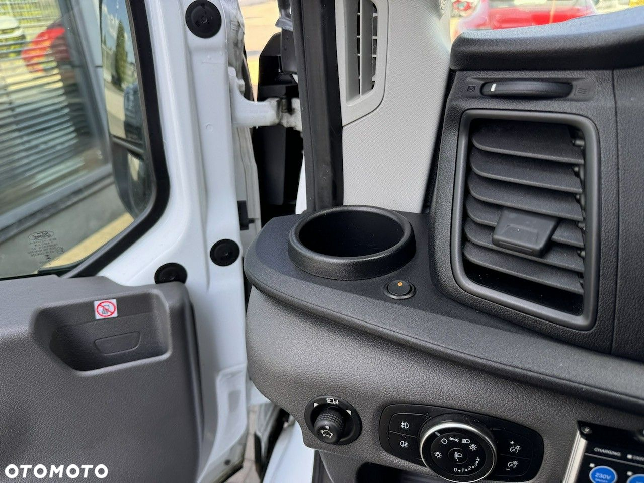 Ford Transit - 38
