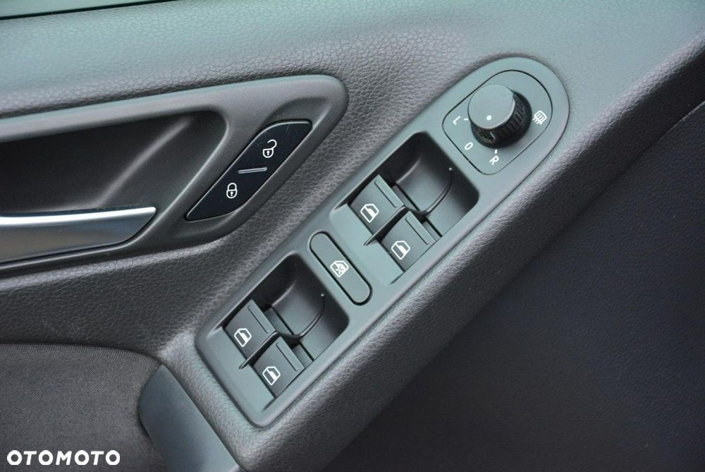 Volkswagen Golf 1.4 TSI Comfortline - 28