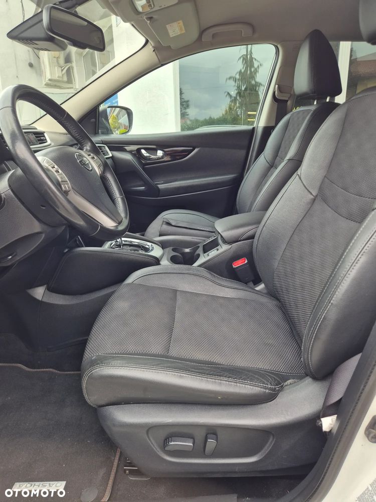 Nissan Qashqai 1.6 DCi Tekna Xtronic EU6 - 11