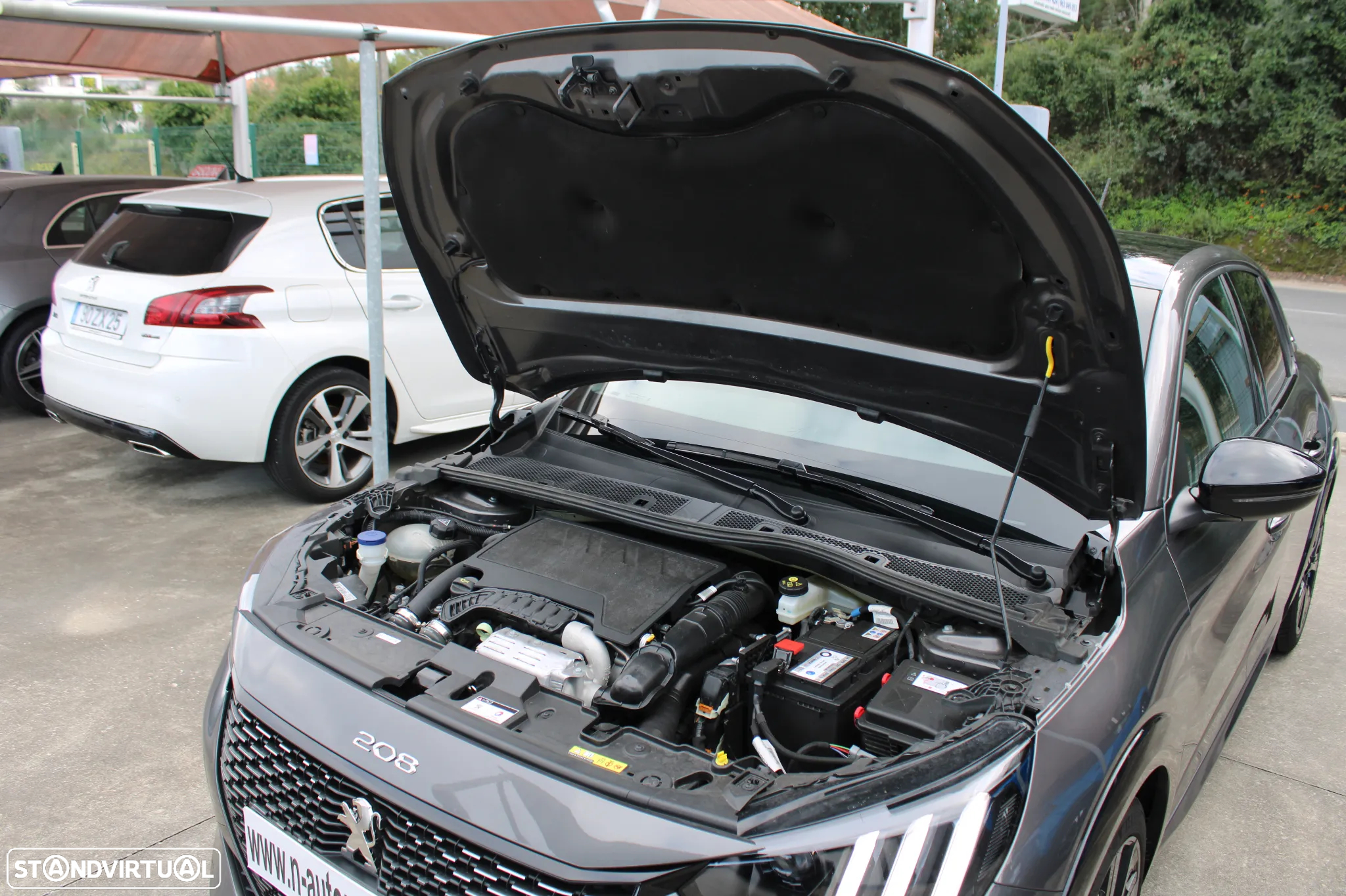Peugeot 208 1.2 PureTech GT Line EAT8 - 58