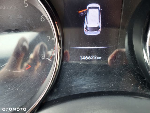 Nissan X-Trail - 2