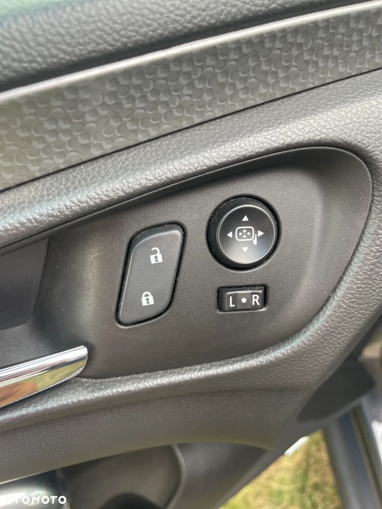 Opel Insignia 2.0 CDTI - 10