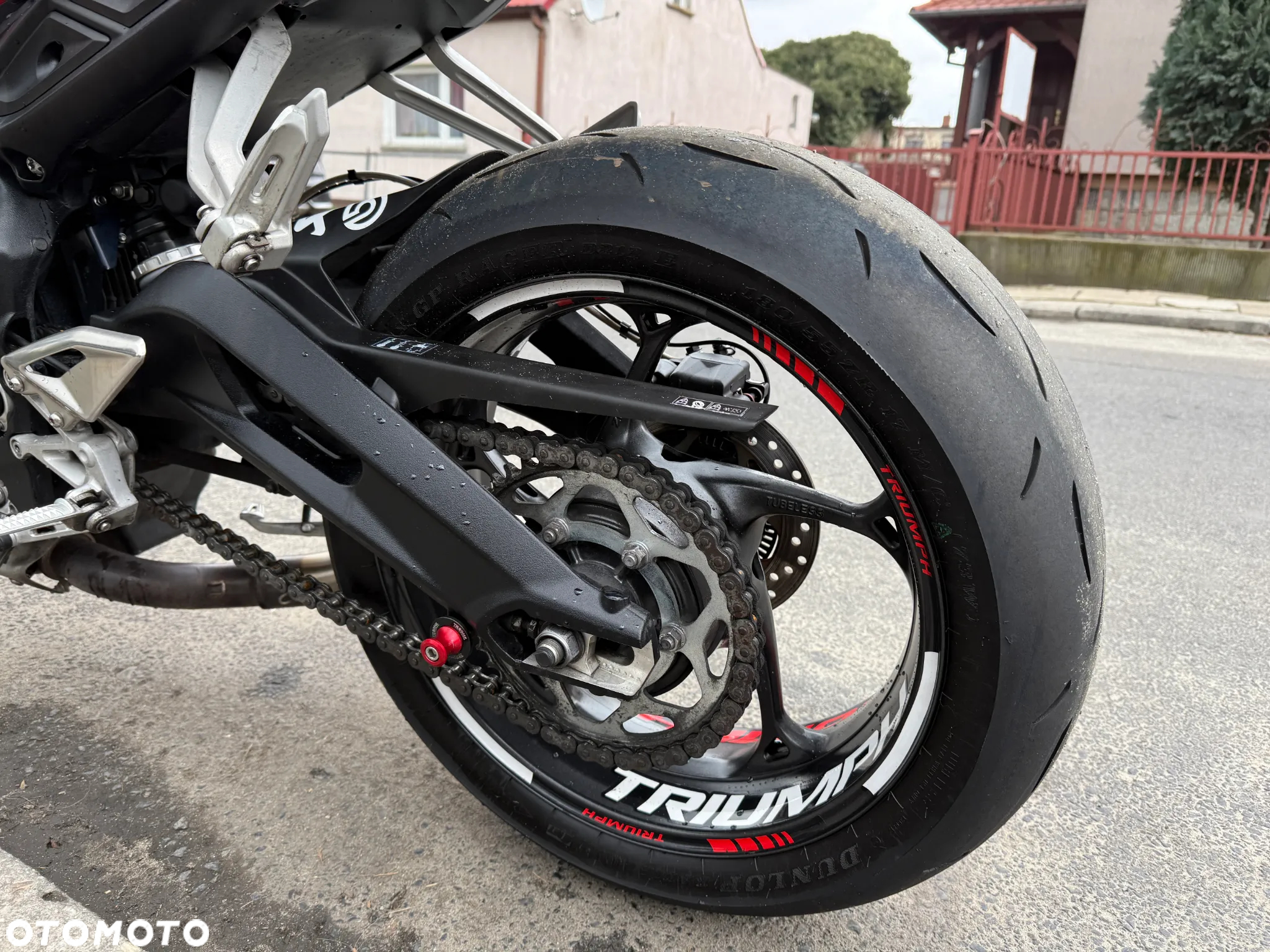 Triumph Street Triple - 14
