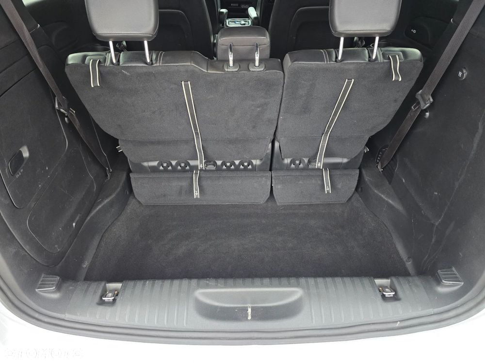 Chrysler Pacifica - 39