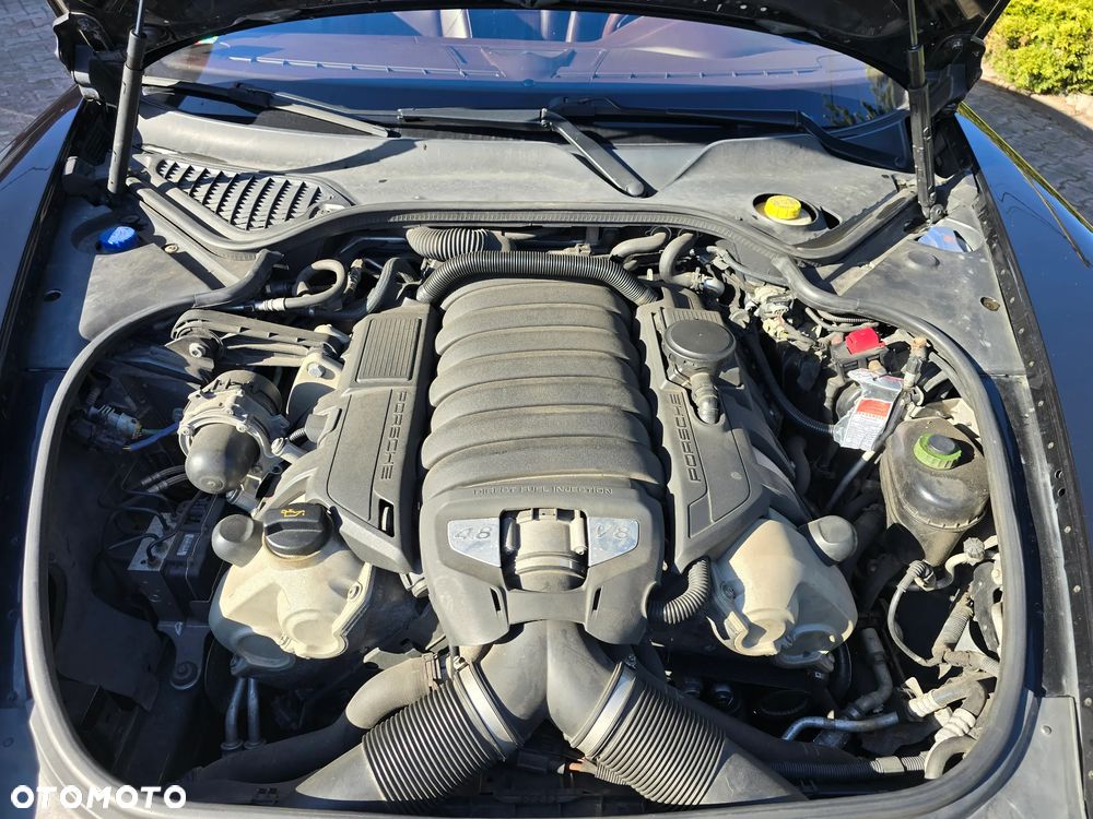 Porsche Panamera 4S - 13
