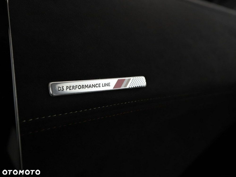 DS Automobiles DS 7 Crossback 1.6 PureTech Performance Line + - 31