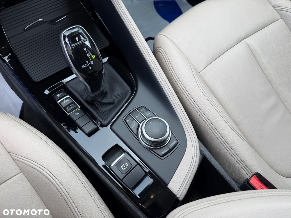 BMW X1 sDrive18i GPF xLine - 21