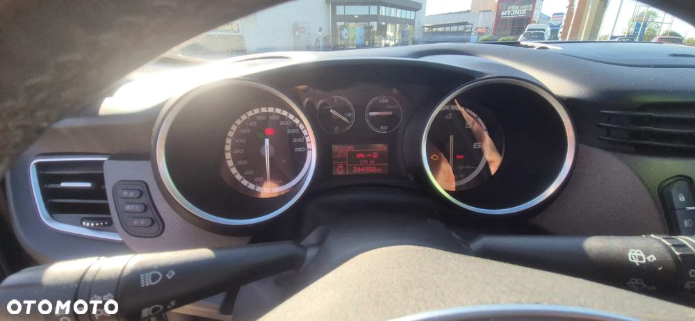 Alfa Romeo Giulietta 1.6 JTDM Sport - 11