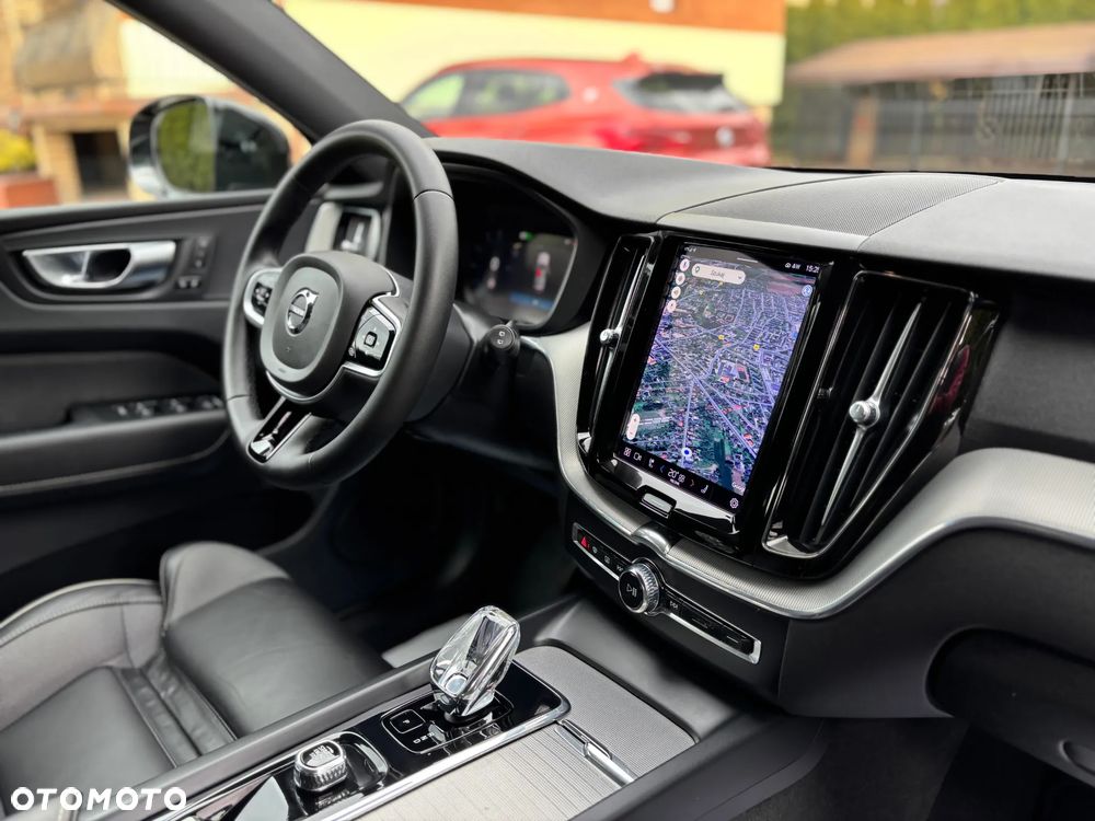 Volvo XC 60 B4 D AWD Geartronic RDesign - 10