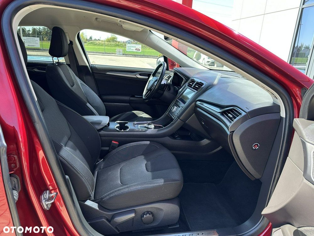 Ford Mondeo 2.0 TDCi Titanium PowerShift - 16