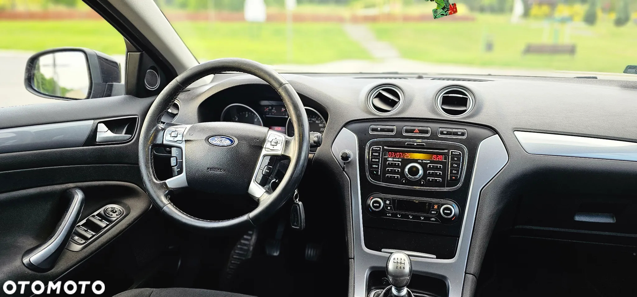 Ford Mondeo 1.6 TDCi Ambiente - 13