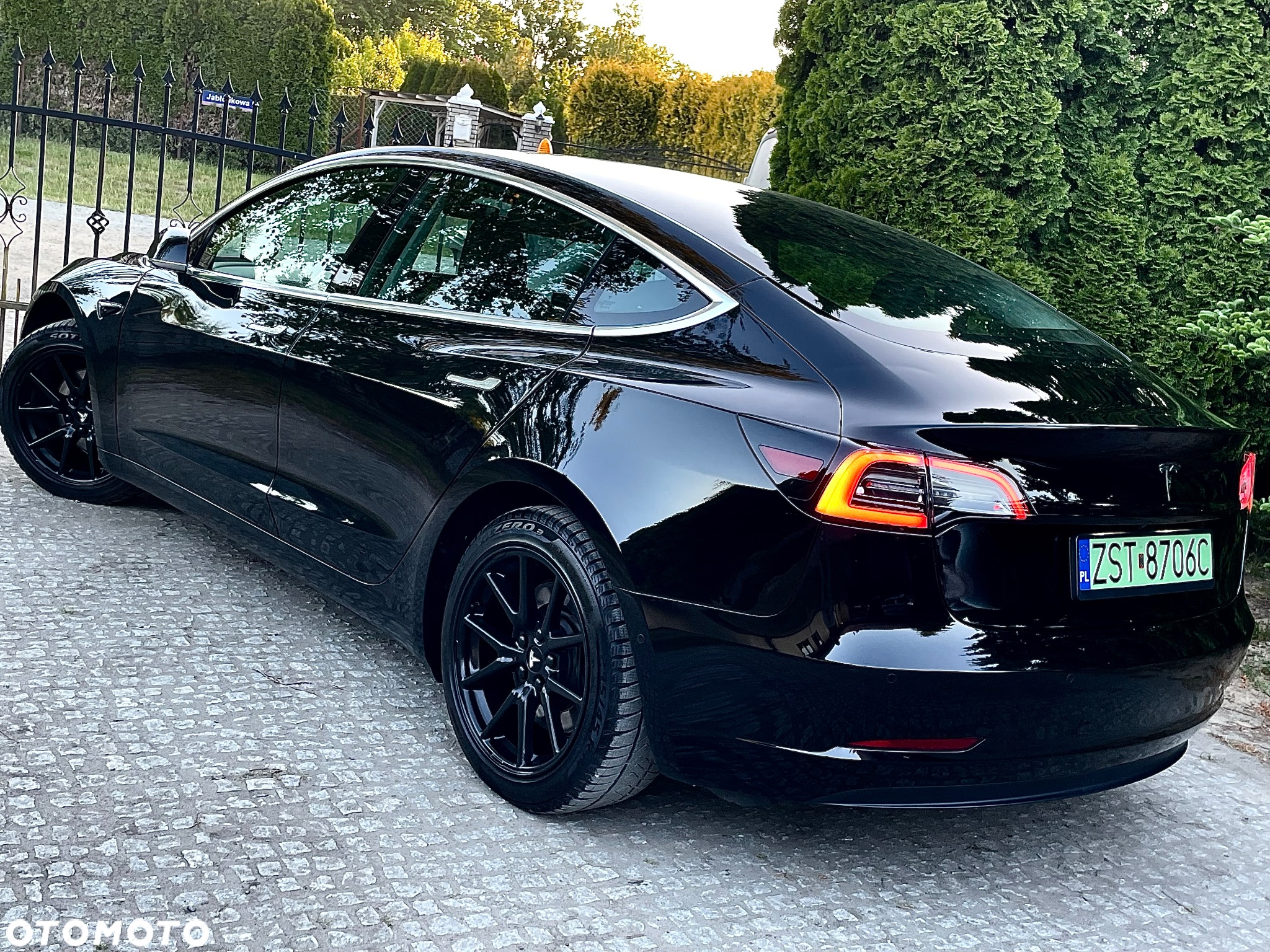 Tesla Model 3 Standard Reichweite Plus Hinterradantrieb - 20