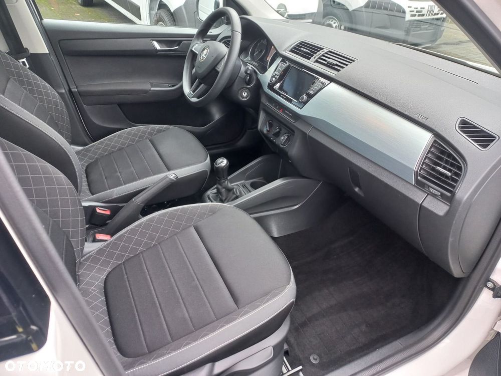 Skoda Fabia 1.0 Ambition - 14