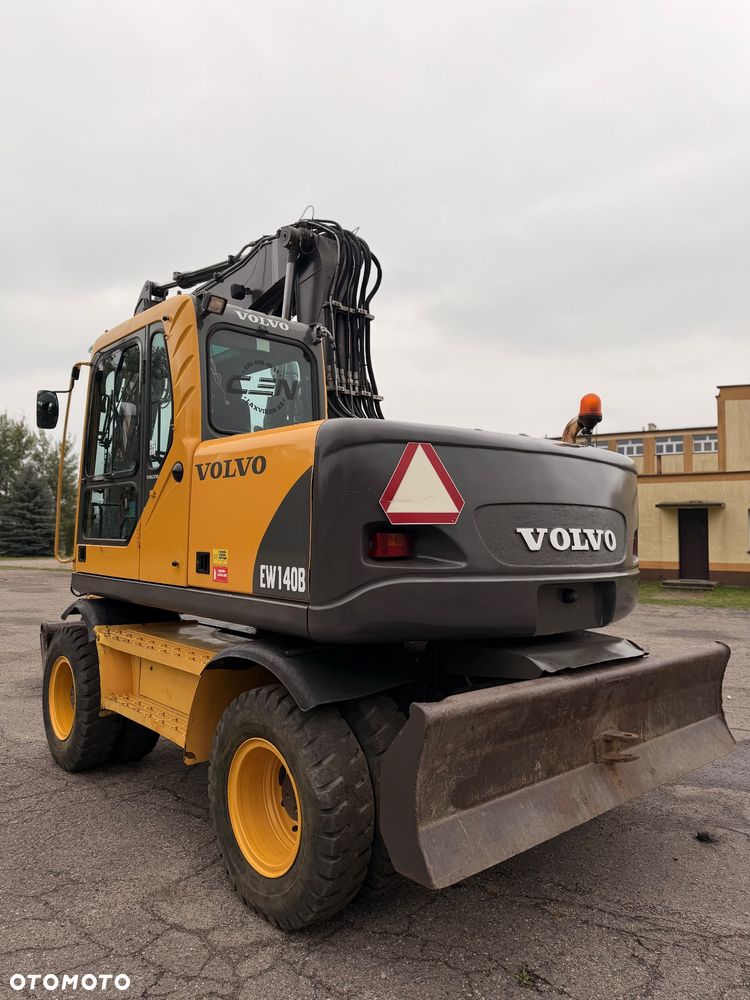 Volvo EW140B - 4