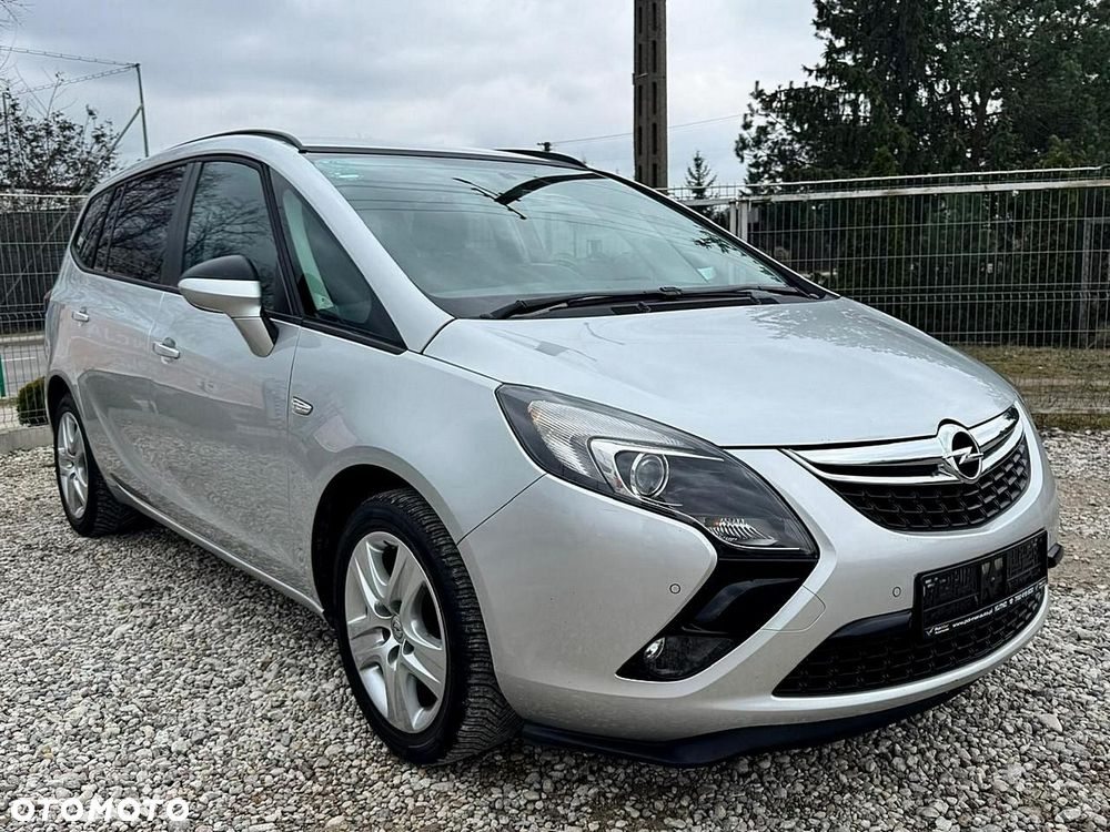 Opel Zafira - 2
