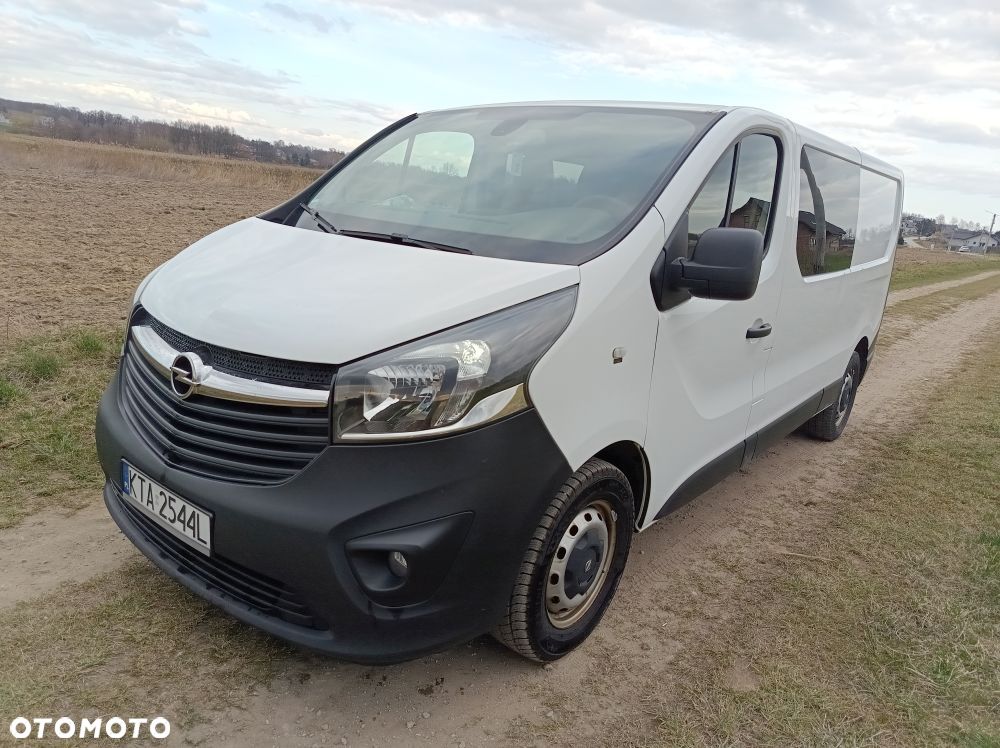 Opel Vivaro - 1