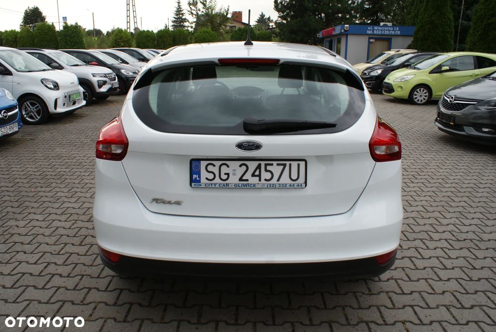 Ford Focus - 10