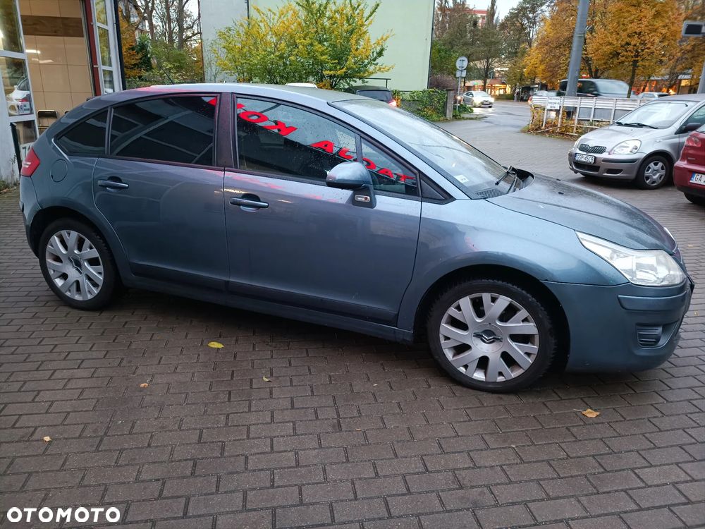 Citroën C4 1.6 HDi FAP EGS6 Confort - 8