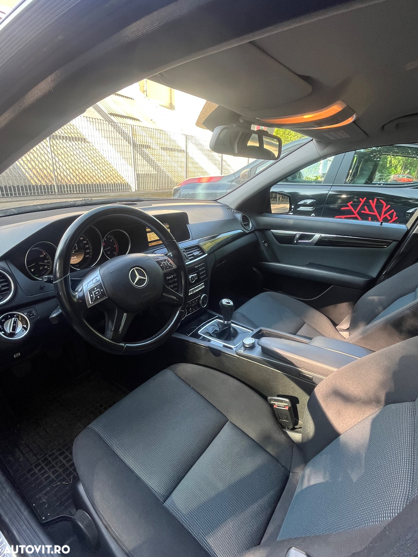 Mercedes-Benz C 200 CDI BlueEFFICIENCY - 8