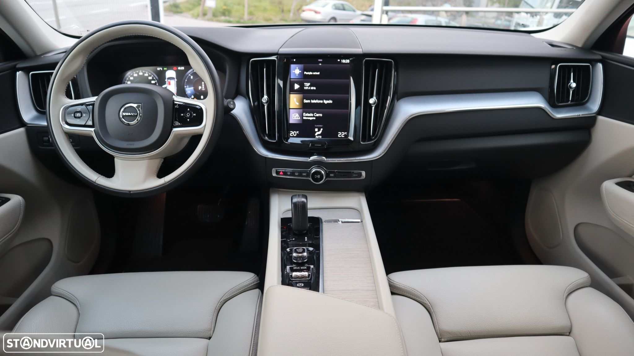 Volvo XC 60 2.0 B5 Inscription AWD - 17