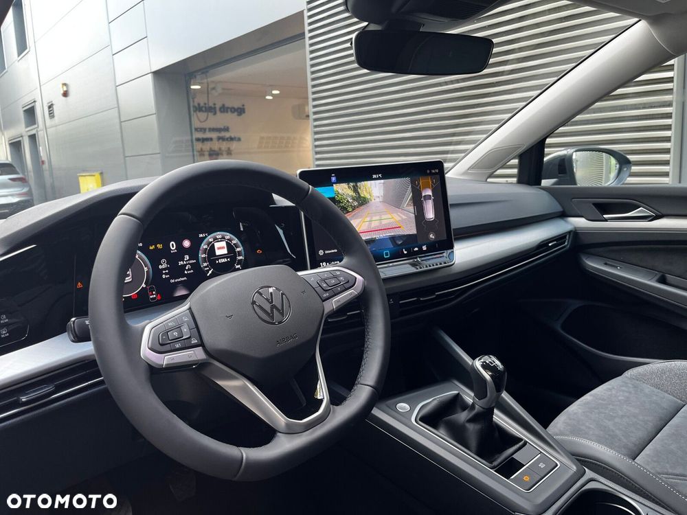 Volkswagen Golf - 12