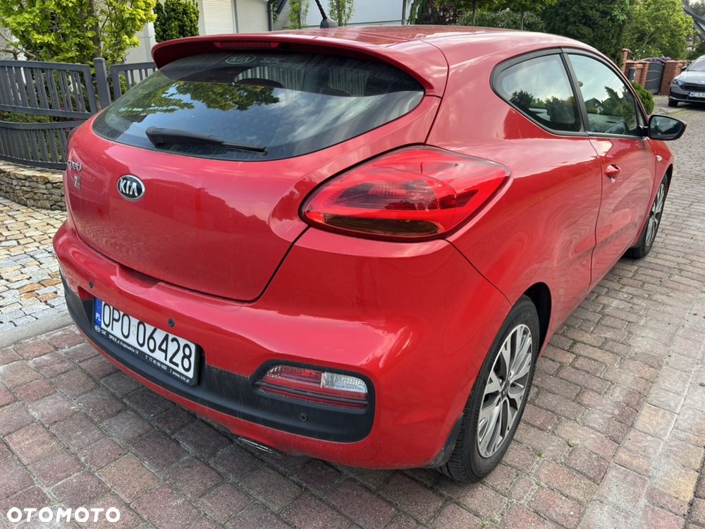 Kia Ceed 1.4 L - 5