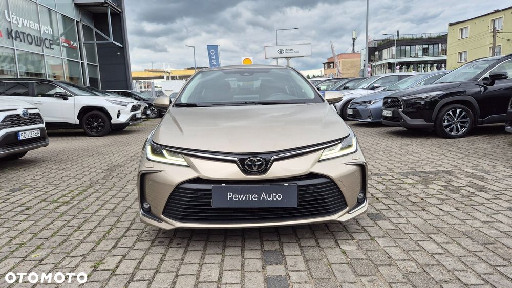 Toyota Corolla - 5