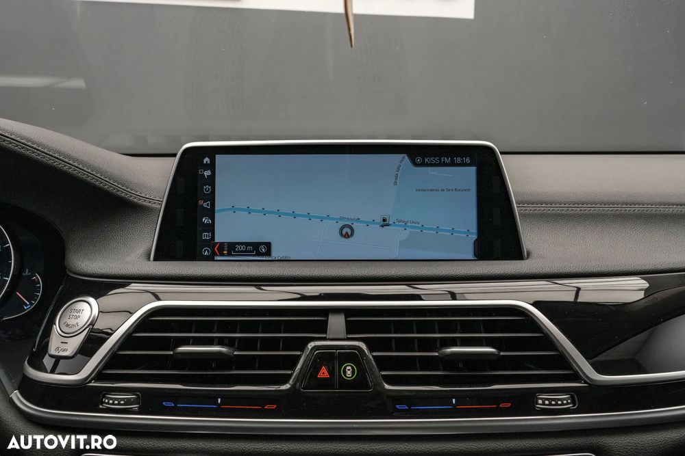 BMW Seria 7 730d xDrive - 25