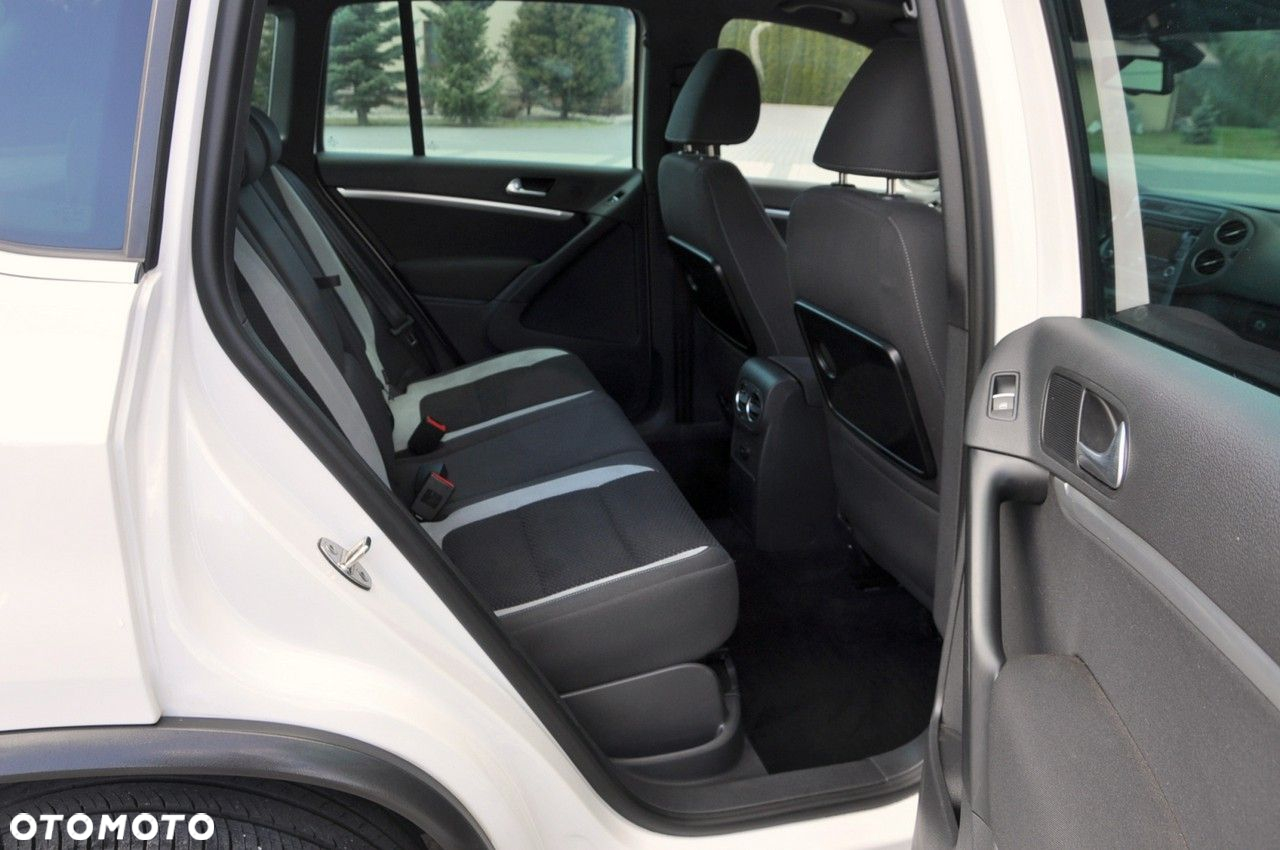 Volkswagen Tiguan - 19