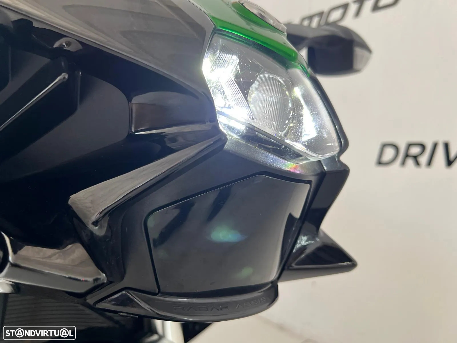 Kawasaki Ninja H2 SX SE PERFORMANCE TOURER - 22