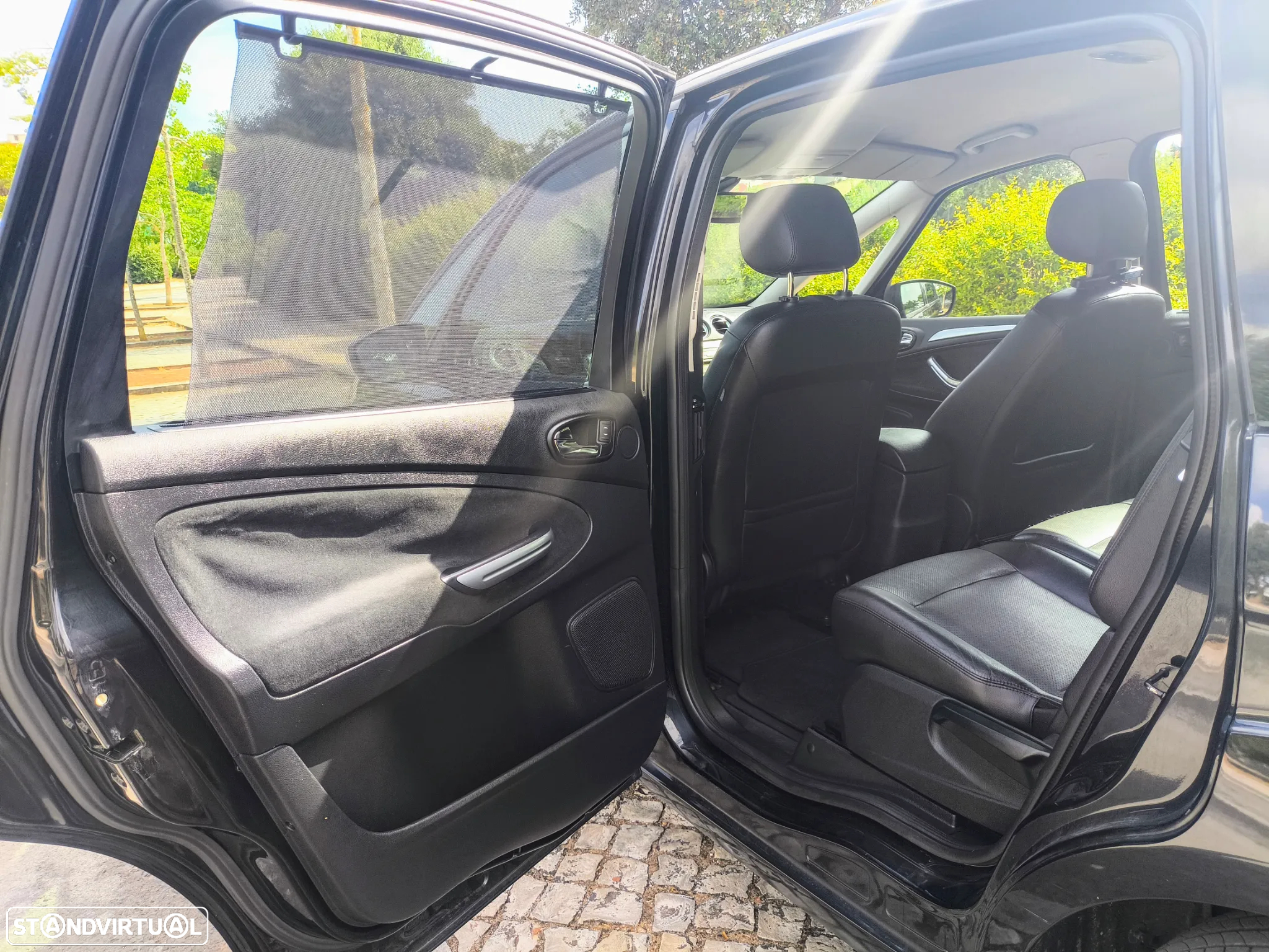 Ford S-Max 1.8 TDCi Titanium 7L - 17