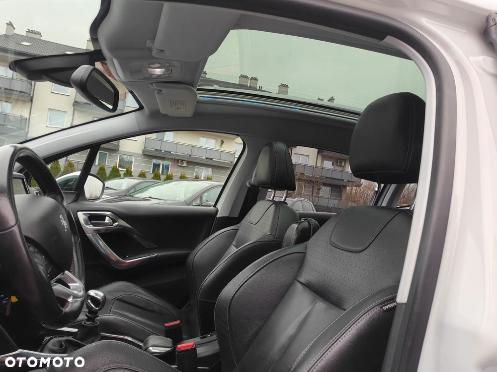 Peugeot 2008 e-HDi FAP 115 STOP & START Allure - 7