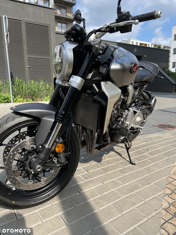 Honda CB - 10
