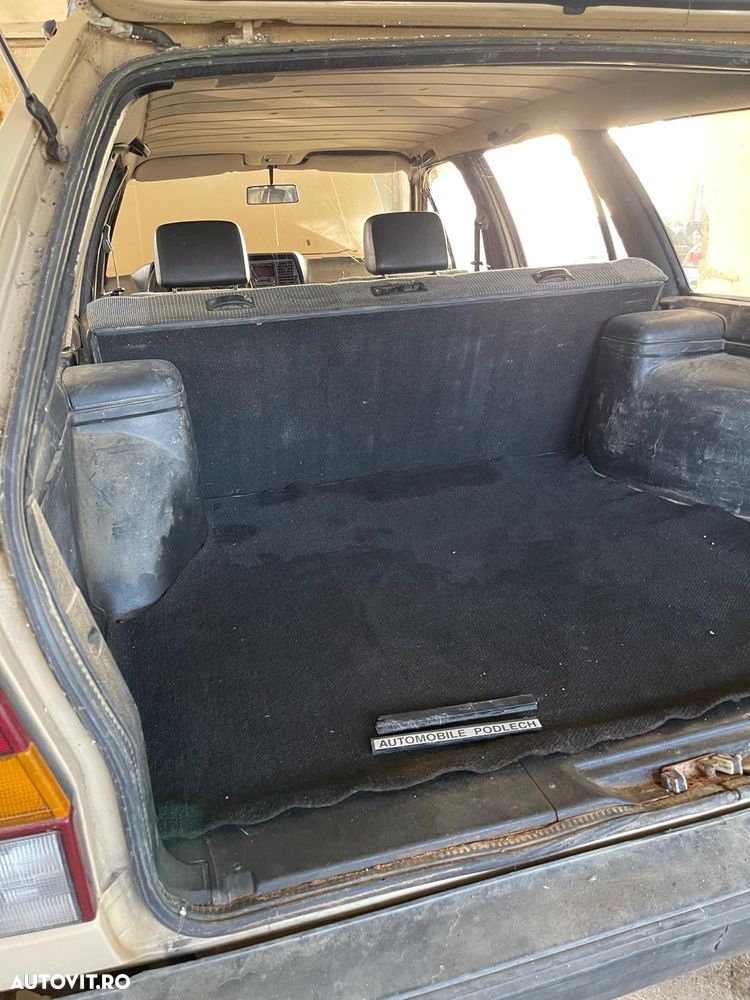 Volkswagen Passat - 13