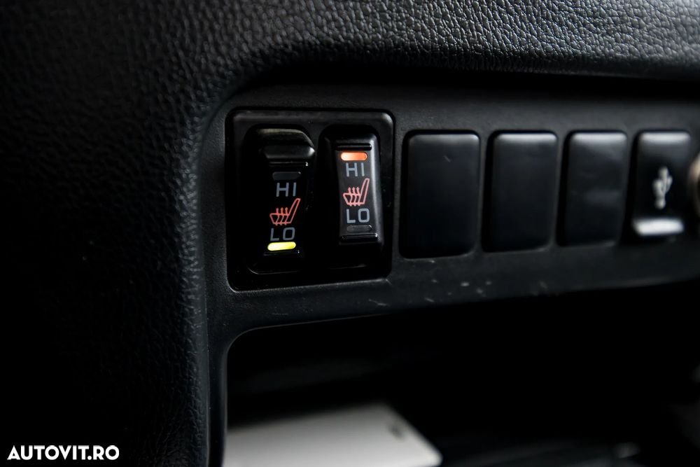 Mitsubishi L200 Double Cab Intense Aut. - 22