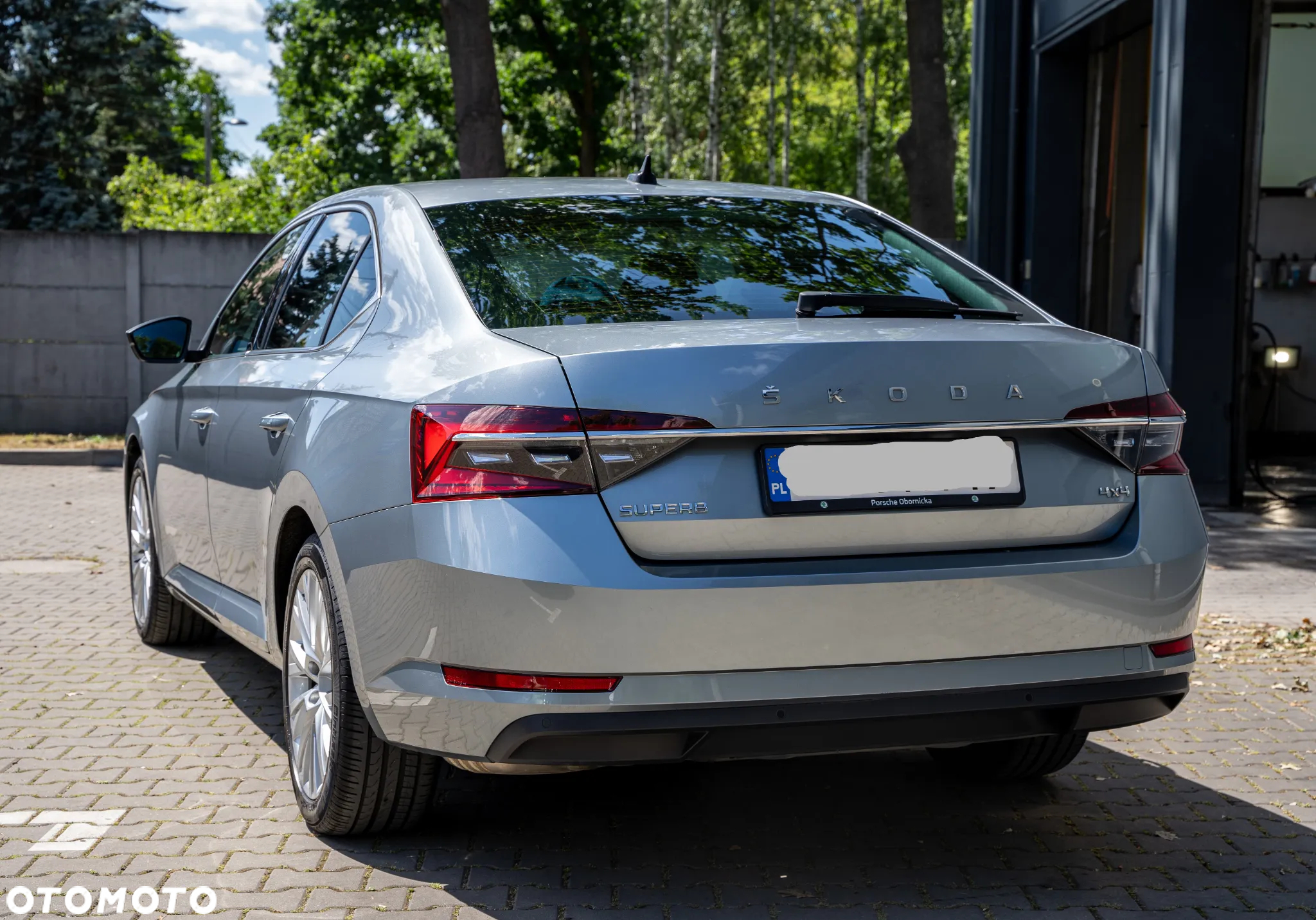 Skoda Superb 2.0 TDI 4x4 Ambition DSG - 9