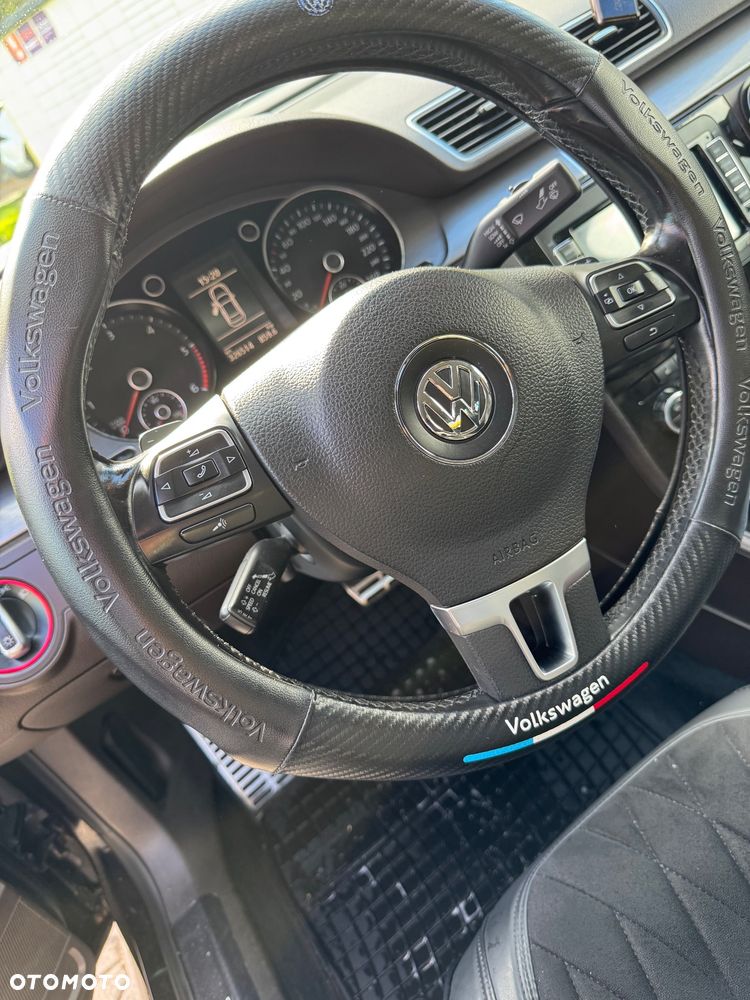 Volkswagen Passat 2.0 TDI Comfortline DSG - 19