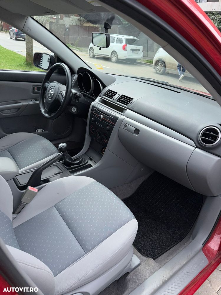 Mazda 3 G100 Emotion - 6