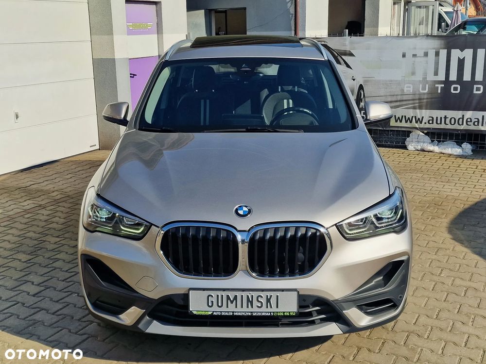 BMW X1 sDrive20i Advantage sport - 12