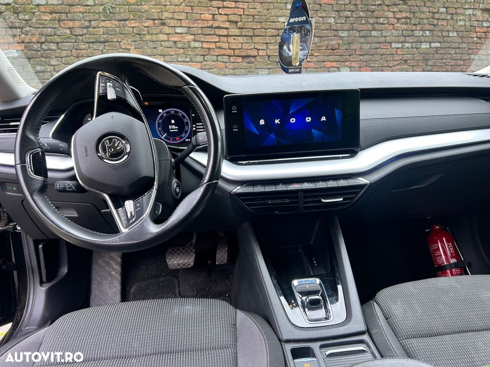 Skoda Octavia 2.0 TDI DSG First Edition - 9