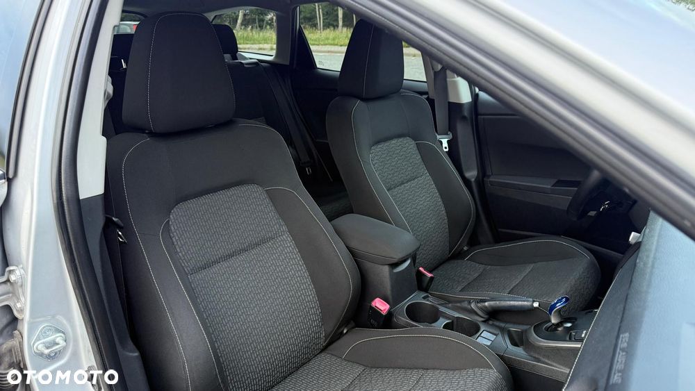 Toyota Auris 1.8 HSD Luna - 35