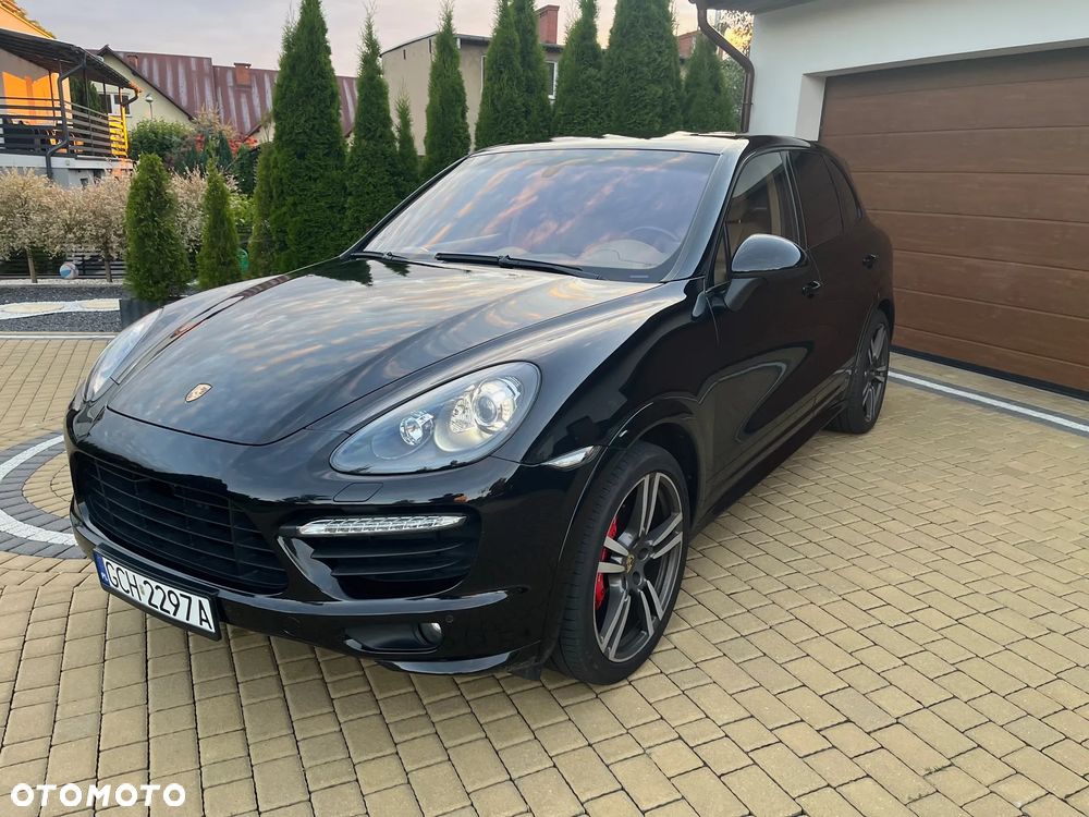 Porsche Cayenne GTS - 3