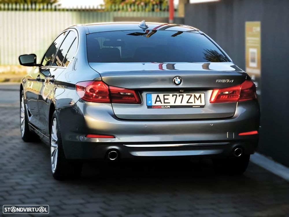 BMW 520 d Line Luxury Auto - 2