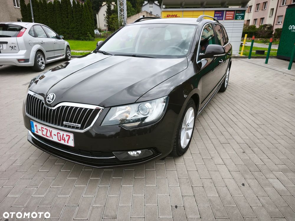 Skoda Superb 1.6 TDI GreenLine - 2