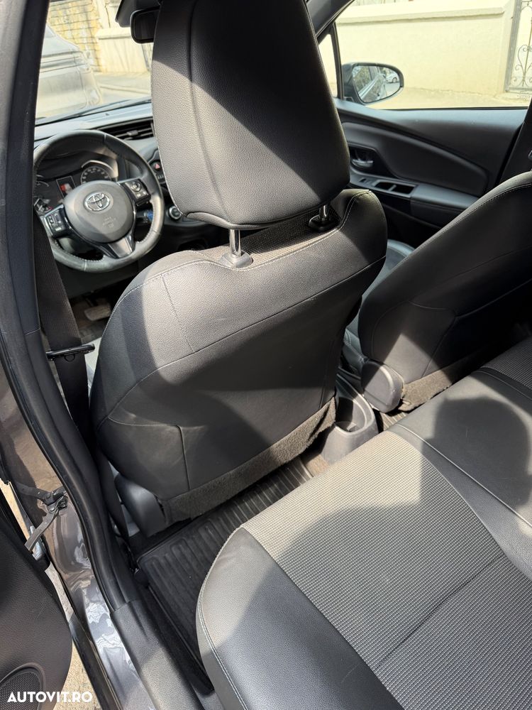 Toyota Yaris 1.5 VVT-i HSD Terra - 7