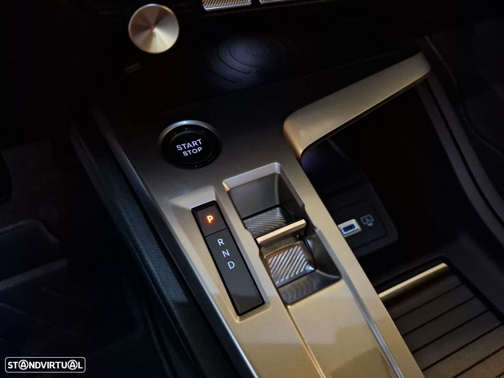 Peugeot e-308 58 kWh Allure - 21