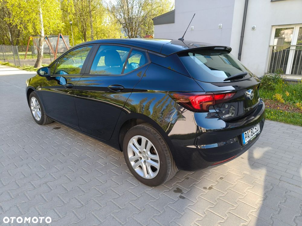 Opel Astra - 4