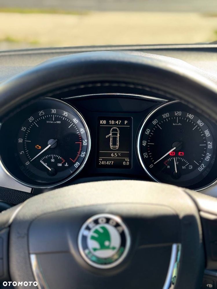 Skoda Superb - 11